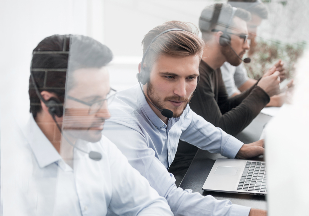 case-studies-helpdesk-feature-1